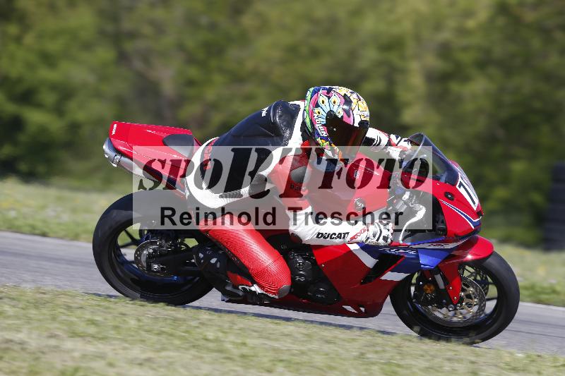 /Archiv-2025/11 29.04.2025 PROMAX ADR/Gruppe gruen/76